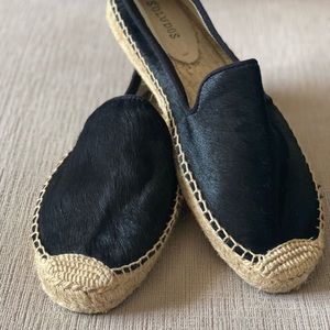 Soludos Platform Black Pony Smoking Slipper